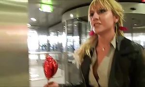 Caldo Colombiano in scopate amatoriali di donne mature ufficio